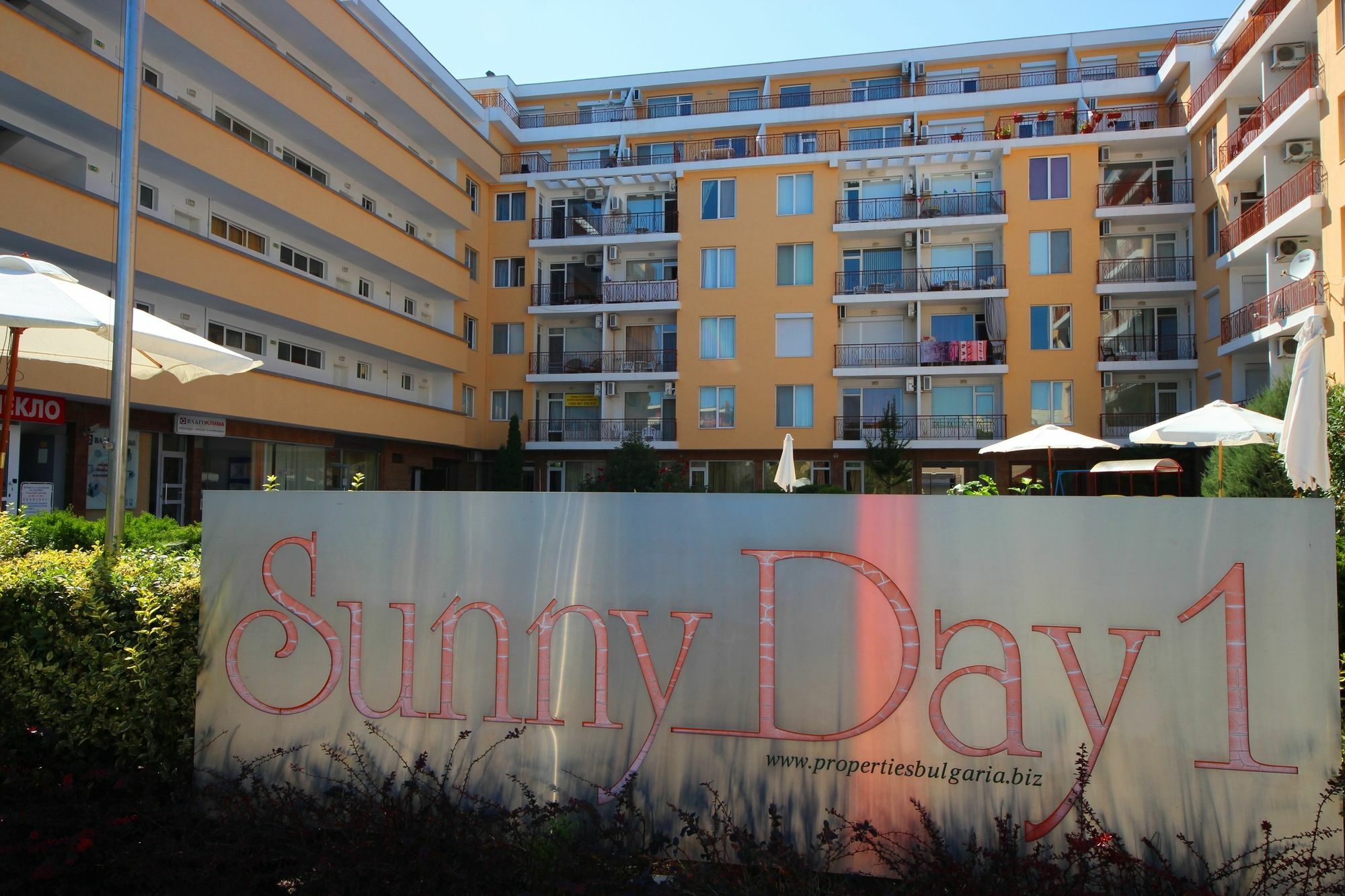 Sunny Day 1 - Menada Apartments Slantchev Briag Extérieur photo